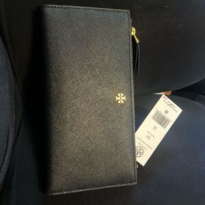 Tory Burch wallet